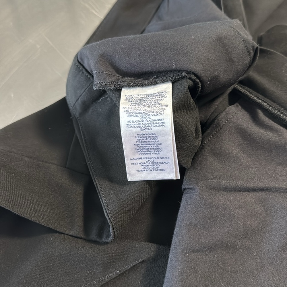 Chaps Cropped Slacks - Picture 10 of 12